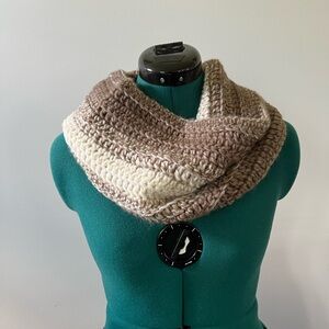 NEW Handmade Crochet Infinity Scarf